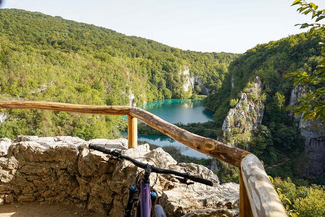 E-Bike tour Plitvice Big Waterfall Viewpoints & Tito's Villa - An In-Depth Review of the E-Bike Tour at Plitvice Lakes