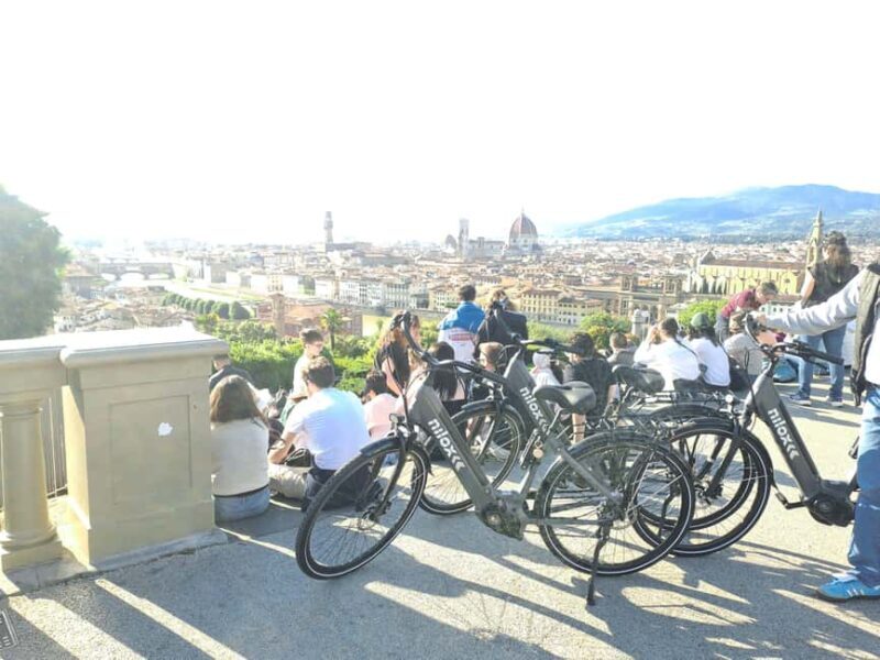 E-bike tour with Florentine tour guide, toast included - Frequently Asked Questions
