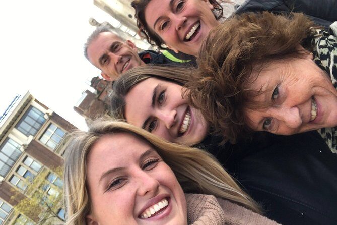 e-Scavenger hunt Antwerp: Explore the city at your own pace - What to Expect from the Antwerp E-Scavenger Hunt