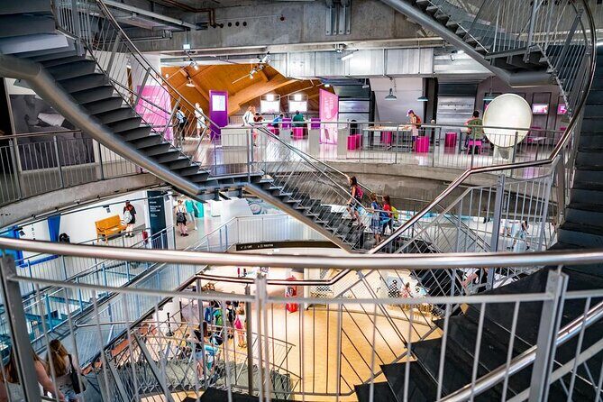 e-Scavenger hunt Bremen: Explore the city at your own pace - A Self-Guided Adventure Through Bremen’s Core
