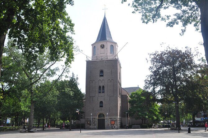 e-Scavenger hunt Emmen: Explore the city at your own pace - The Sum Up