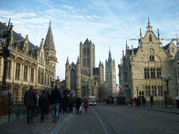 e-Scavenger hunt Ghent: Explore the city at your own pace - Key Points