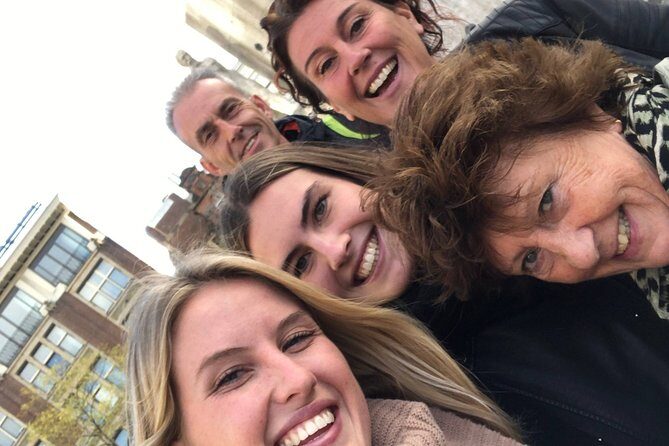 e-Scavenger hunt Mechelen: Explore the city at your own pace - Who Would Love This Experience?
