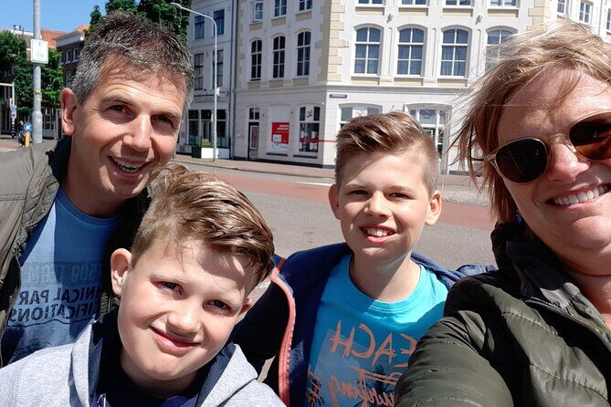 e-Scavenger hunt Sneek: Explore the city at your own pace - Who Should Consider This Experience?