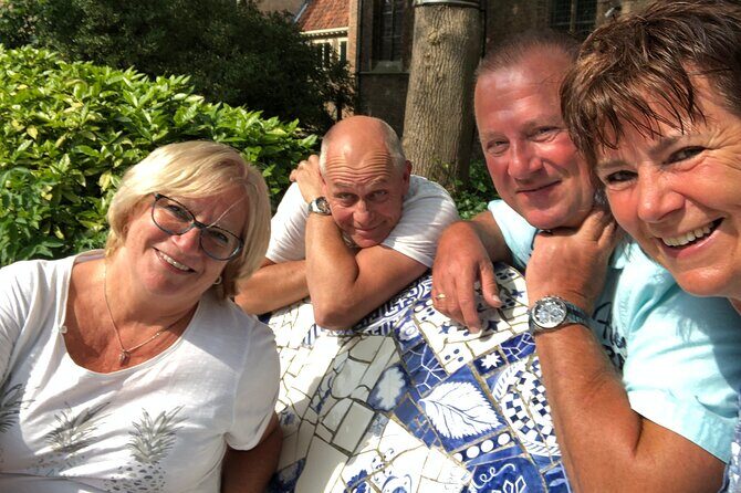 e-Scavenger hunt Volendam: Explore the city at your own pace - Practical Details and Tips