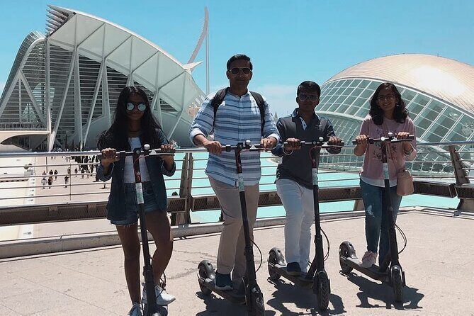 E-scooter City of Arts and Sciences Private Tour - FAQ