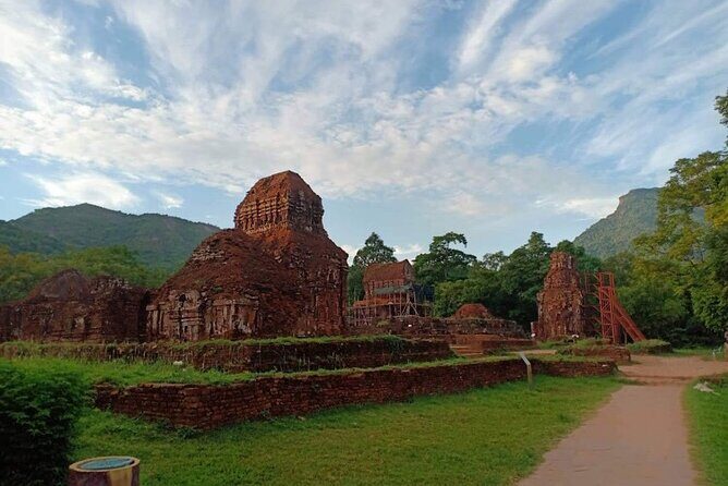 Early My Son tour/transfer and tour start from 8 a.m - Why the Price Offers Good Value