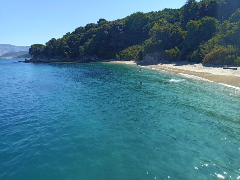 East coast cruise - Sightseeing and BBQ Lunch - The Sum Up