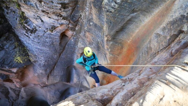 East Zion: Stone Hollow Full-day Canyoneering Tour - The Sum Up: Who Should Consider This Tour?