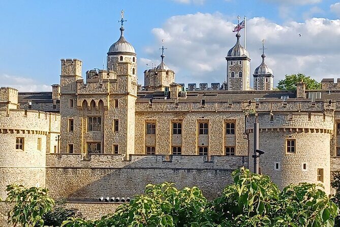 Easy Access Tower of London Crown Jewel Torture and Executions - A Deep Dive into the Itinerary