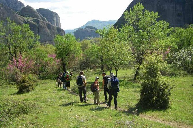 Easy Hiking Adventure at Meteora - The Sum Up