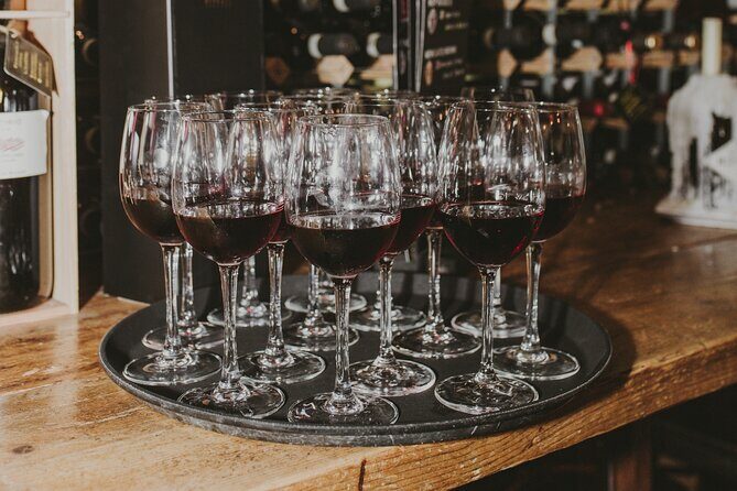 EAT AND DRINK LIKE A LOCAL - Wine Tasting in Trastevere w/ Gelato - The Value of the Tour