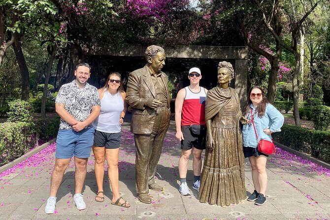 Eat & Explore Frida Kahlo's Neighborhood - Who Will Love This Tour?