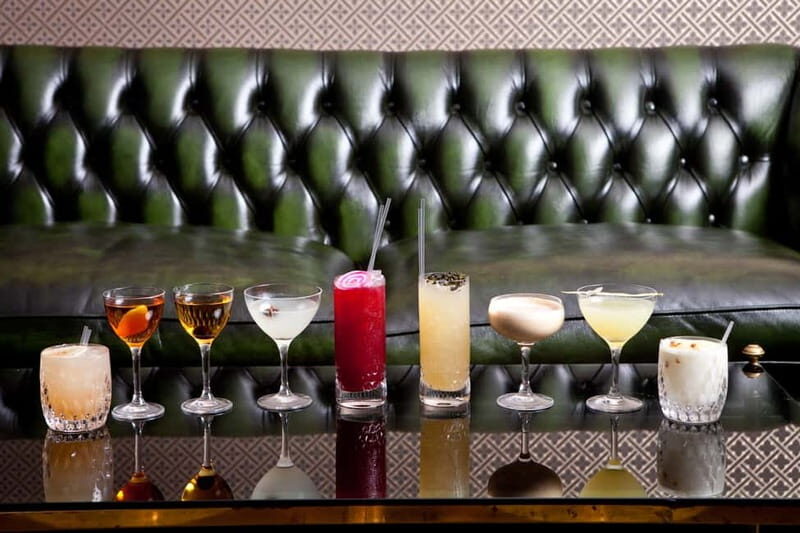 Eating London: Twilight Soho VIP Food & Drinks Tour - Who Should Consider This Tour?