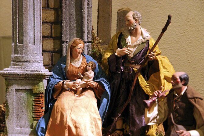 Eating Naples Street Food Tour with Guided Tasting and Sightseeing - Exploring the Flavours and Sights of Naples