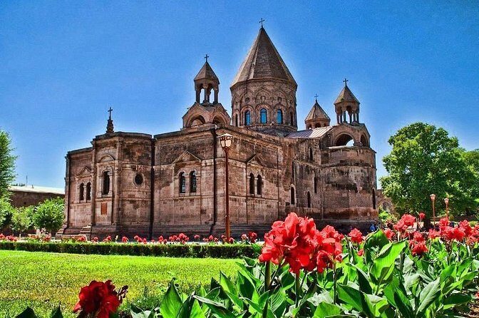 Echmiadzin (Hripsime, Gayane, Mother Cathedral) and Zvartnots Temple - An In-Depth Look at the Itinerary