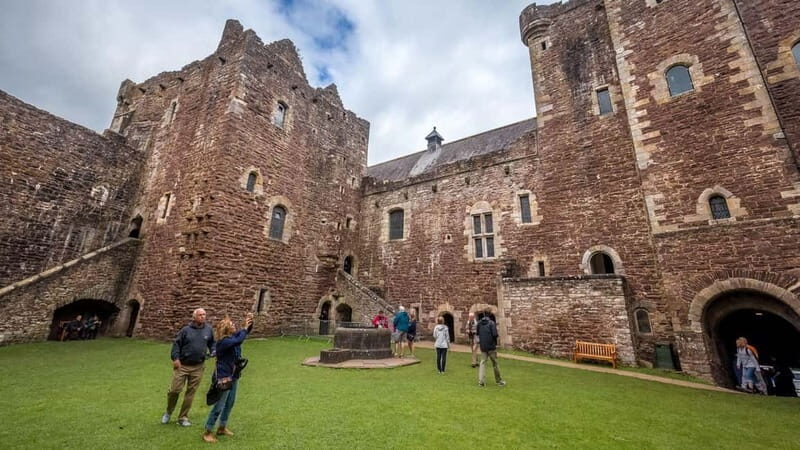 Edinburgh and Outlander by Rail from London 3-Day Tour - Key Points