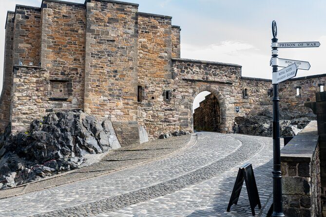 Edinburgh Castle: Guided Walking Tour with Entry Ticket - The Sum Up