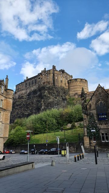 Edinburgh Castle: Highlights Tour with Tickets, Map & Guide - FAQ
