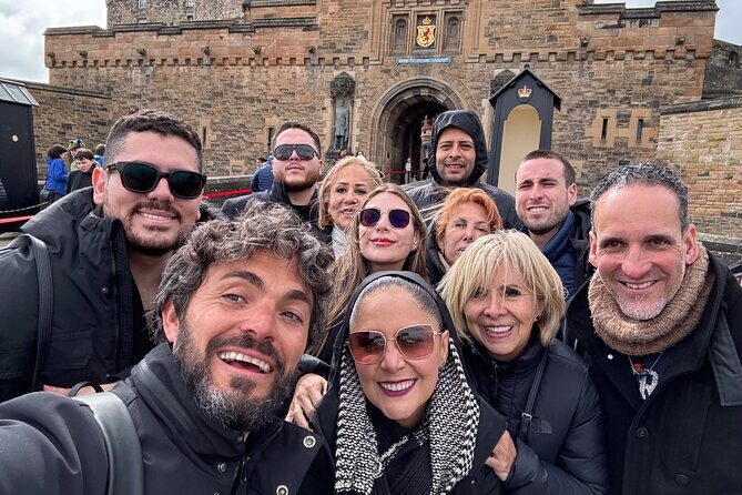 Edinburgh Castle & Royal Mile Walking Tour - Ticket Included - A Closer Look at the Experience