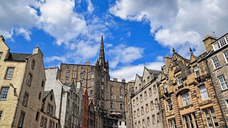 Edinburgh: Child-Friendly Tour with a Local Friend - Authentic Experiences and Local Insights from Past Travelers