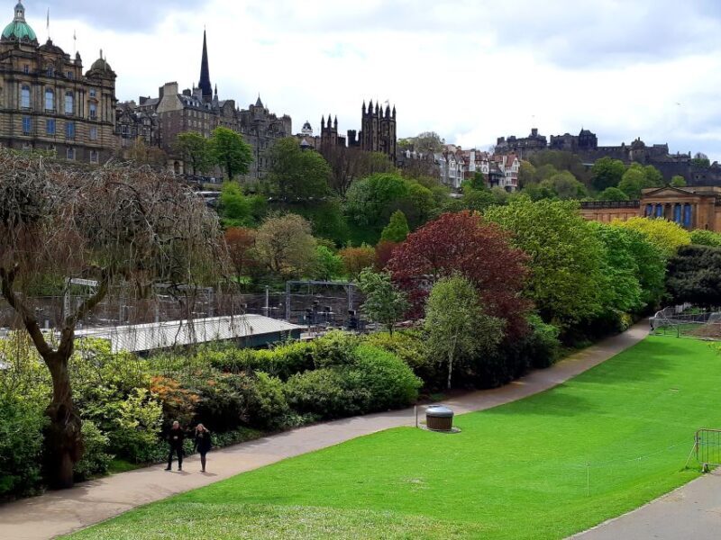 Edinburgh: City Highlights Private Guided Walking Tour - FAQ