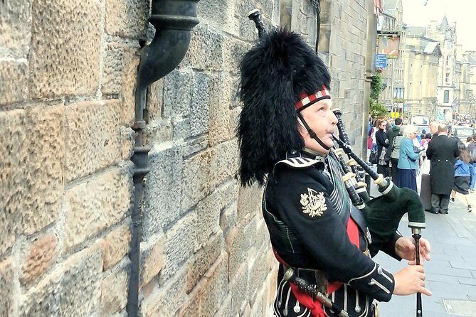 Edinburgh City Walking Tour, Discover Old Town, Royal Mile with a Local Expert! - FAQs