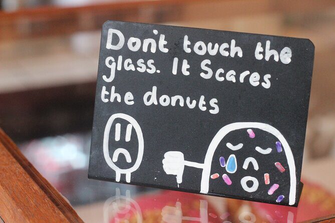 Edinburgh Delicious Donut Adventure by Underground Donut Tour - The Overview: A Sweet Spin on Edinburgh’s Historic Streets