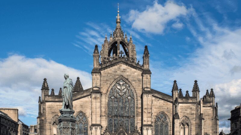 Edinburgh: Discover Edinburgh's Old Town Walking Tour - Key Points