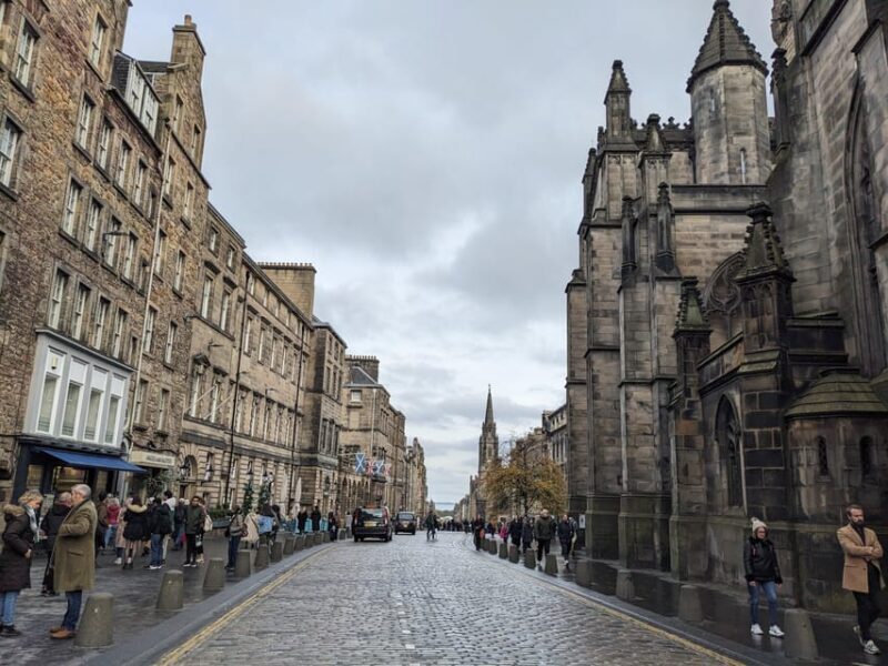 Edinburgh Express: walking tour in French - Practical Details and Tips