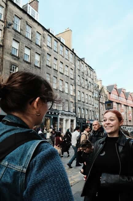 Edinburgh: Folklore & History Walking Tour - Authenticity and Personal Touch