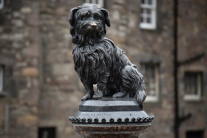 Edinburgh Full Day Walking Tour with Castle Included -Small Group - Scottish National Gallery: Art and Culture