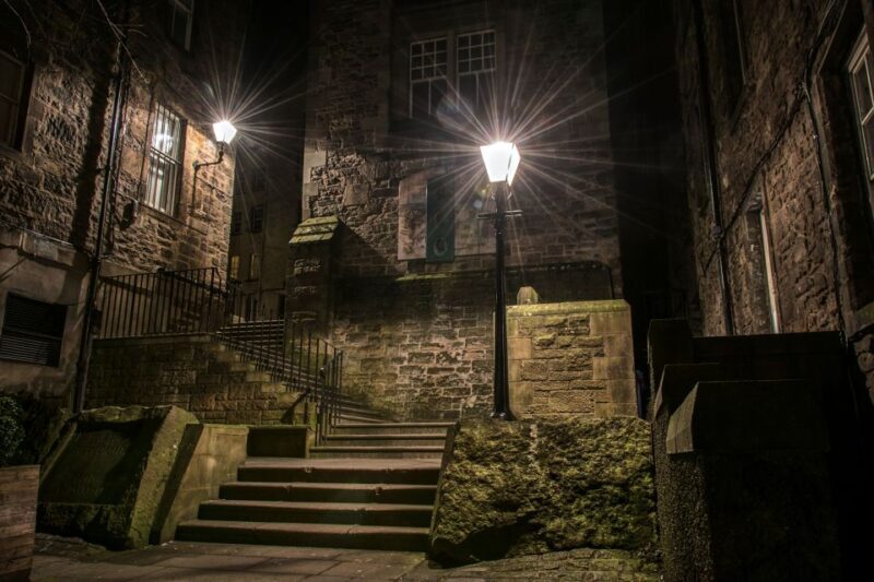 Edinburgh: Guided Ghost Walking Tour in Spanish - FAQ