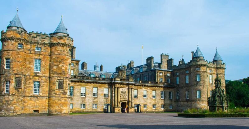 Edinburgh: Harry Potter Tour & Palace of Holyrood Entry - What the Reviews Say