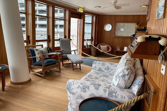 Edinburgh Luxury Private Day Tour with Scottish Local - Wrapping It Up