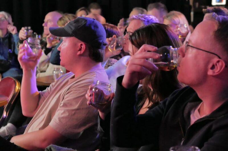 Edinburgh: Mountebank Comedy Whisky Tasting - Key Points