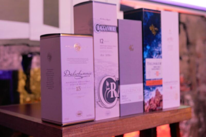 Edinburgh: Mountebank Comedy Whisky Tasting - An In-Depth Look at the Edinburgh Whisky Comedy Tour