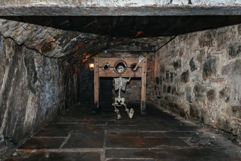 Edinburgh: Old Town and Underground Historical Tour - Who Will Love This Tour?