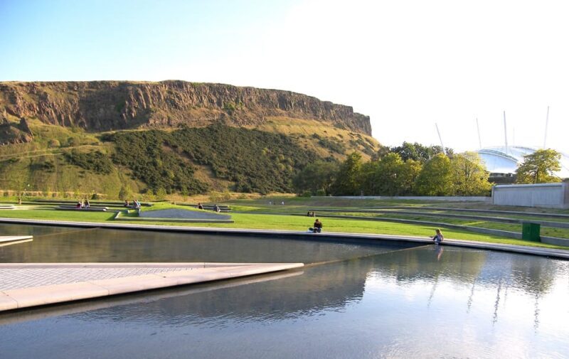 Edinburgh: Old Town Highlights Walking Tour - Final Thoughts
