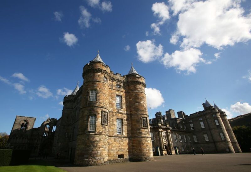Edinburgh: Palace of Holyroodhouse Entry Ticket - Key Points