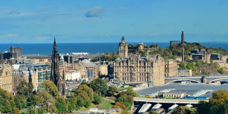 Edinburgh: Private Architecture Tour with a Local Expert - Key Points