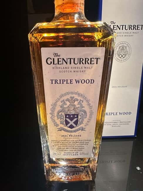 Edinburgh: Private Highland Whisky Tour with Transportation - Transportation and Practicalities