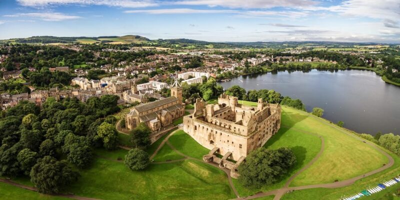 Edinburgh: Private Outlander, Palaces & Jacobites Experience - FAQs