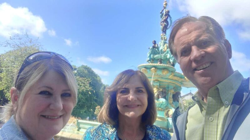 Edinburgh: Private Walking Tour with a Local - What’s Included and What’s Not