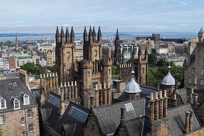 Edinburgh Private Walking Tour with a Local - The Itinerary: What You Might Expect