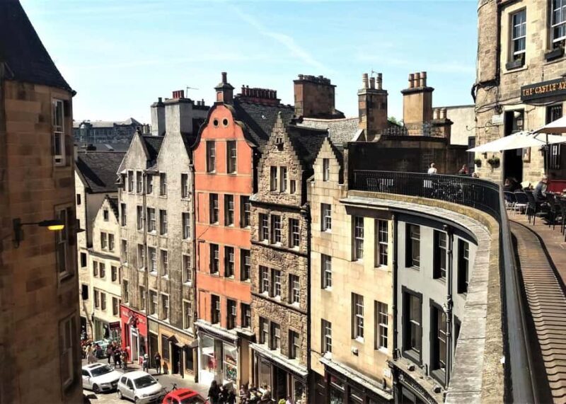 Edinburgh: Private walking tour with a Polish guide - Key Points