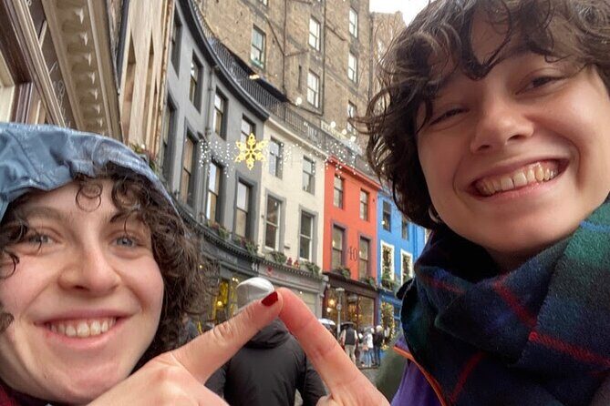 Edinburgh Quest: Self Guided City Walk & Immersive Treasure Hunt - FAQs
