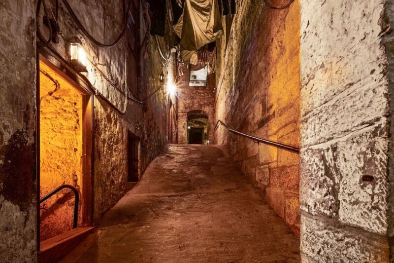 Edinburgh: Real Mary King's Close Guided Tour - Who Should Consider This Tour?