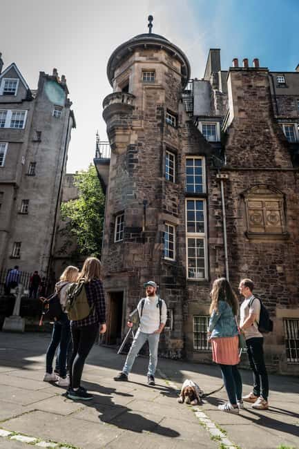 Edinburgh: Stunning Old Town Walking Tour - Exploring Edinburgh’s Old Town: A Detailed Review of the Stunning Walking Tour