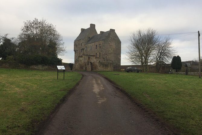 Edinburgh: The Outlander, Palaces & Jacobites Tour - Who Should Book This Tour?